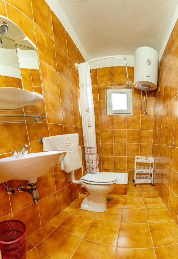 Apartment Dumicic 1 Mundanije Kültér fotó